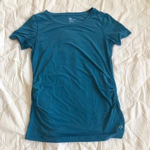 GAP maternity t-shirts x2